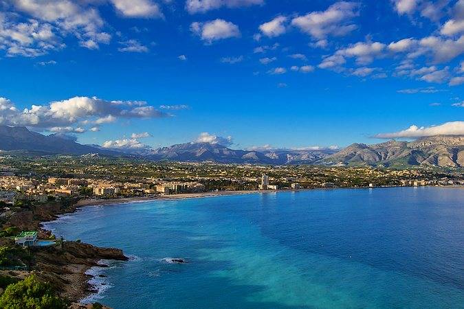 Alojamientos en alfaz del pi